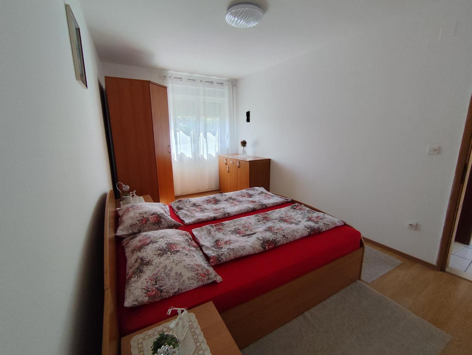 Apartments Milevcic Jelsa  Habitación foto